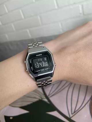 Casio LA680WA-1B